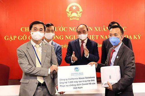 Hành trình từ người lượm ve chai thành 'Vua rác' người Việt trên đất Mỹ
