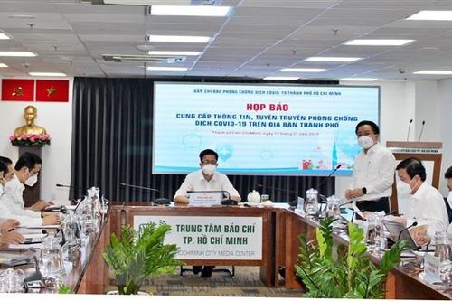 TP.HCM củng cố lại y tế cơ sở khi số ca mắc mới tăng trở lại
