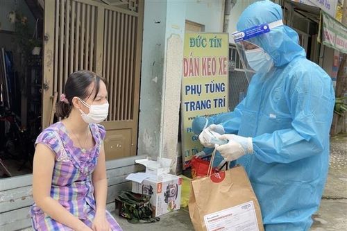 TP.HCM tăng cường trạm y tế lưu động khi số ca F0 tăng nhanh
