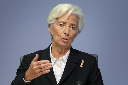ECB không tăng lãi suất vào năm tới bất chấp lạm phát 'leo thang'