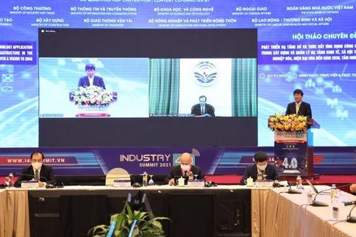 Việt Nam nên tận dụng cơ hội để đẩy nhanh quá trình chuyển đổi số