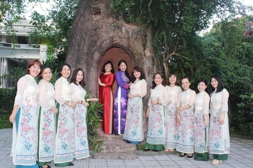 Văn hóa - Nghệ thuật Thông tin văn hóa Vận động người dân mặc áo dài từ ngày 17 đến 23/11