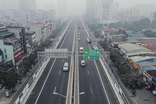 Hà Nội: Tuyến đường vành đai 5.300 tỷ đang thi công 4.500 tấm chắn ồn