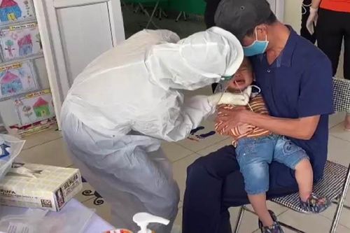 Xét nghiệm diện rộng cho học sinh, giáo viên TP Điện Biên Phủ