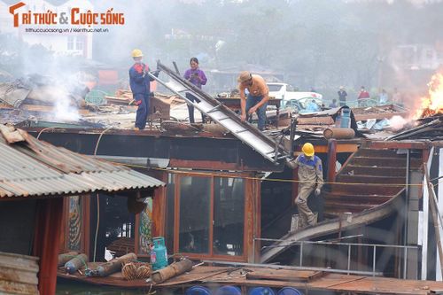 Hà Nội: Loạt nhà hàng nổi Hồ Tây chính thức bị 'khai tử'