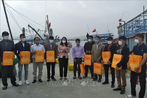 Phó Chủ tịch nước Võ Thị Ánh Xuân thăm, làm việc tại tỉnh Quảng Bình