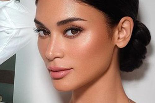 Miss Universe 2015 công khai cách để trẻ mãi với thời gian