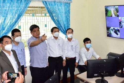 Kinh tế Nông nghiệp - Nông thôn Chuyển tư duy sản xuất nông nghiệp thuần túy sang làm kinh tế nông nghiệp