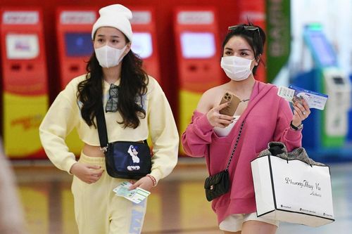 Bối rối, lỡ dở lịch trình khi Hà Nội lại hủy bỏ quy định cách ly