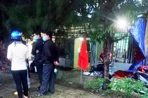 Hé lộ nguyên nhân đôi vợ chồng trẻ tử vong trong phòng ngủ