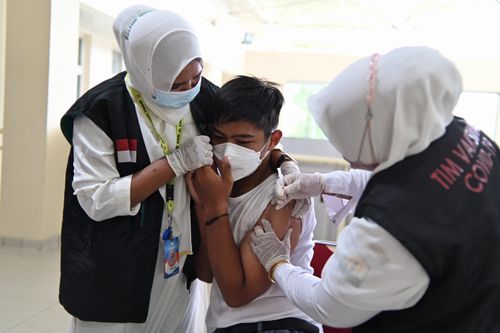Indonesia chuẩn bị thử nghiệm vaccine Sinovac cho liều tăng cường