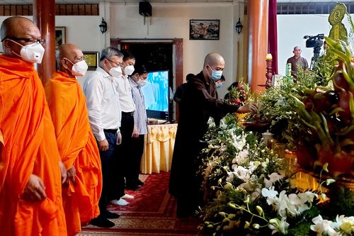 Cần Thơ tổ chức cầu siêu tưởng niệm đồng bào tử vong vì COVID-19