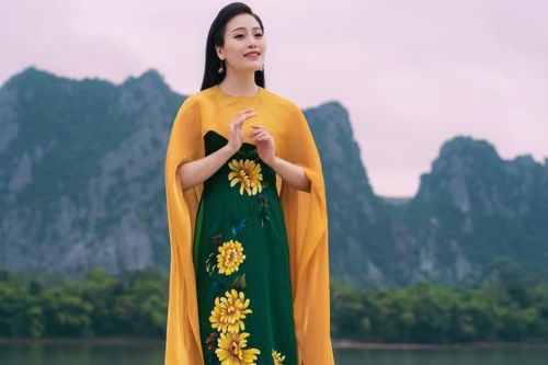 Huyền Trang mời Ngọc Quỳnh diễn xuất MV 'Không can chi mô'