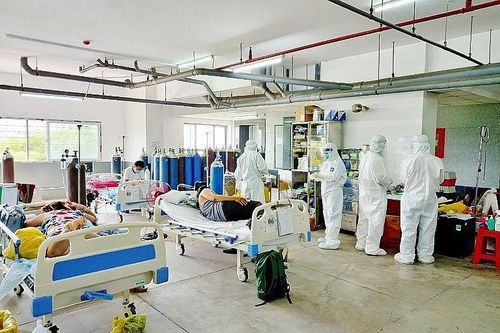Covid-19 tại TP. Hồ Chí Minh: 86% F0 nhập viện đã tiêm vaccine, 17 trường hợp tiêm đủ 2 mũi vẫn tử vong, có bất thường?