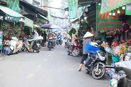 Dịp lễ 20/11, đặt hoa online tăng mạnh