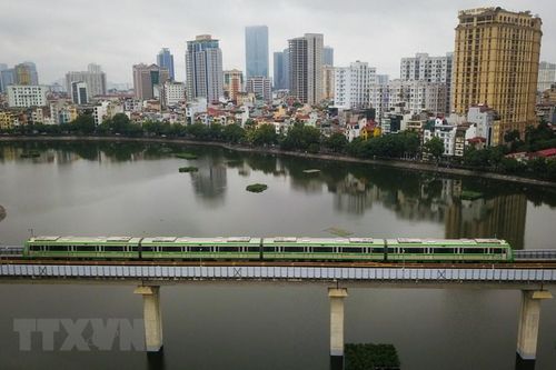 'Nhiều người từ bỏ xe cá nhân để đi làm bằng tàu Cát Linh-Hà Đông'