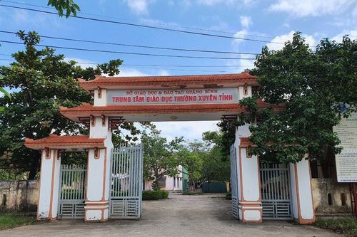 Quảng Bình: Thủ quỹ trung tâm giáo dục làm mất 6 tỷ đồng khi đi xe máy