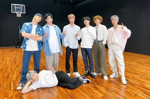 Top 6 vũ đạo K-pop 'làm mưa làm gió' trong năm 2021