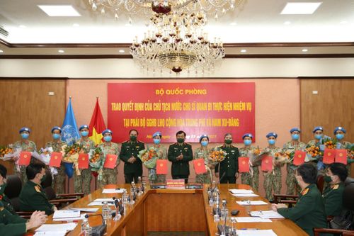 Việt Nam cử 12 sĩ quan tham gia gìn giữ hòa bình Liên Hợp Quốc