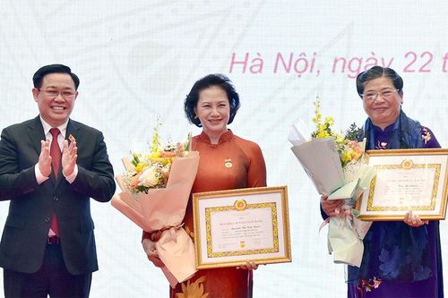 Trân trọng và ghi nhận công lao của lớp người đi trước là yếu tố quan trọng tạo lập những giá trị bền vững cho tương lai