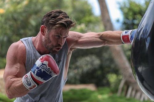 Chế độ tập luyện mới của Chris Hemsworth