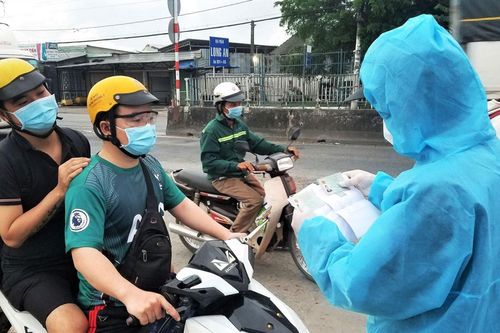 Nhiều người lao động trở lại TP HCM làm và tìm việc làm