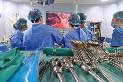 Lần đầu tiên tại Việt Nam: Nội soi lấy gan từ người hiến còn sống để ghép