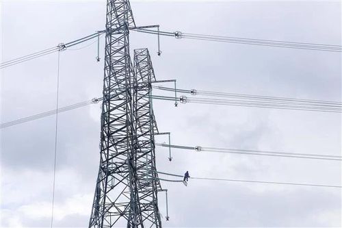 Sắp hoàn thành kéo đường dây 500kV mạch 3 đoạn qua Đà Nẵng