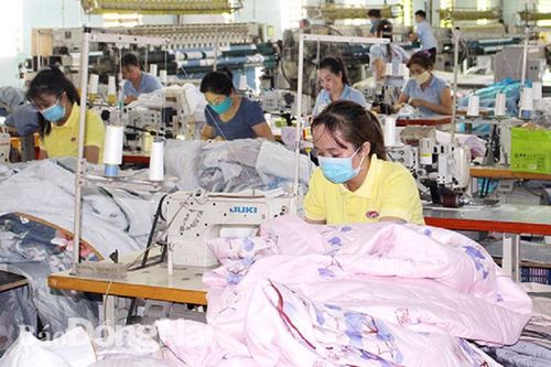 Tiếp tục hỗ trợ doanh nghiệp phía Nam kiểm soát dịch bệnh, phục hồi sản xuất