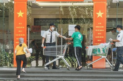 Vì sao Hà Nội chưa thực hiện cách ly F1 tại nhà ở 4 quận trung tâm?