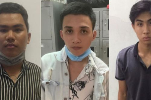 Bắt nhóm giật điện thoại trên tay bé gái