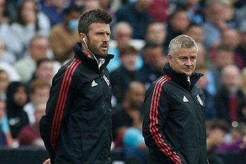 Bóng đá hôm nay 24/11: Carrick tặng chiến thắng cho Ole, Pochettino cam kết tương lai với PSG