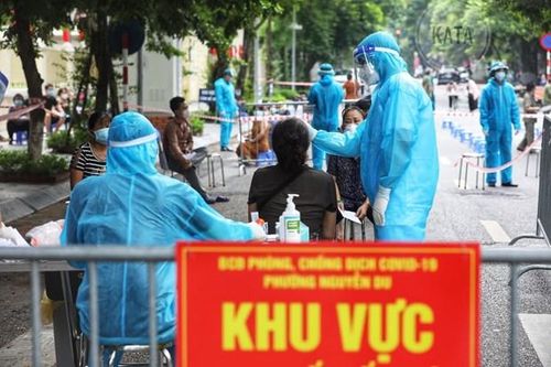 Hà Nội ghi nhận số ca mắc COVID-19 trong cộng đồng cao kỷ lục