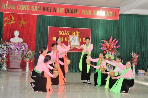 Văn hóa TRUYỀN HÌNH INTERNET Lai Châu qua ảnh
