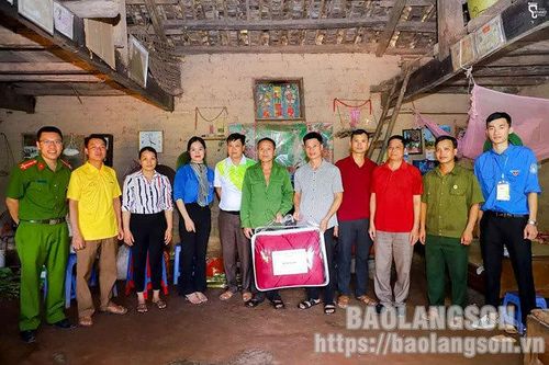 Hội Chữ thập đỏ xã Liên Sơn: Tích cực kết nối – sẻ chia vì người nghèoTin khácPhấn đấu bệnh viện luôn là 'vùng xanh' trong phòng chống dịchThông báo nội dung kỳ họp thứ sáu (kỳ họp chuyên đề) HĐND tỉnh khóa XVII, nhiệm kỳ 2021- 2026
