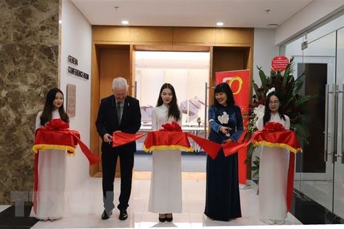 Học viện Ngoại giao khánh thành Phòng hội thảo Geneva do Thụy Sĩ tặng