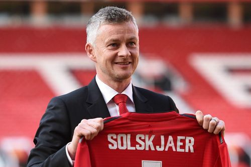 MU đã chọn Solskjaer để trông trẻ thay vì vô địch
