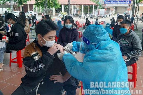 Cần xóa bỏ tâm lý chủ quan, lơ là trong phòng, chống dịchTin khácPhấn đấu bệnh viện luôn là 'vùng xanh' trong phòng chống dịchThông báo nội dung kỳ họp thứ sáu (kỳ họp chuyên đề) HĐND tỉnh khóa XVII, nhiệm kỳ 2021- 2026