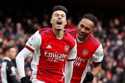 Arsenal khiến Newcastle chìm sâu trong khủng hoảng