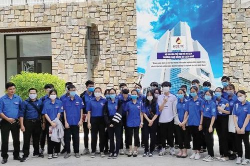 Chính trị - Xã hội Thanh niên Hướng nghiệp cho đoàn viên, thanh niên