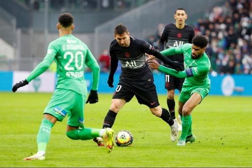 Saint Etienne 1–3 PSG: Messi không ghi bàn