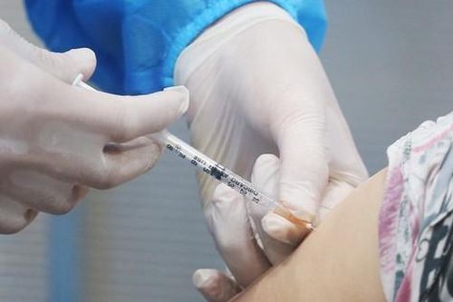 Thủ tướng yêu cầu điều tra làm rõ sự cố sau tiêm vắc xin COVID-19 gây tử vong ở Thanh Hóa