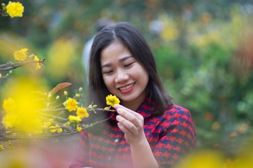 Cô giáo xứ Nghệ 'truyền lửa' cho học trò với nghề may