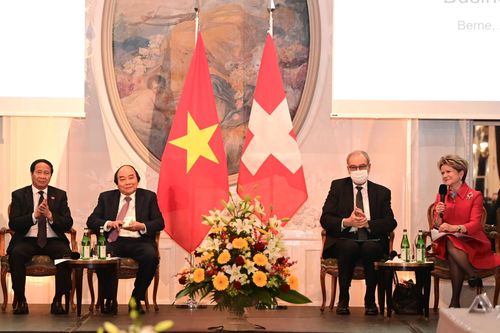 Thắc mắc của doanh nghiệp Thụy Sĩ được Chủ tịch nước giải đáp cặn kẽ