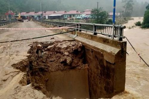 Quảng Nam: Mưa lớn gây sạt lở nhiều nơi tại huyện Nam Trà My