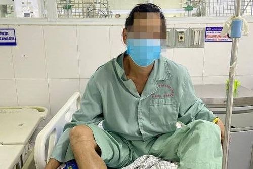 Truyền 10 lọ huyết thanh cứu người đàn ông bị rắn cắn