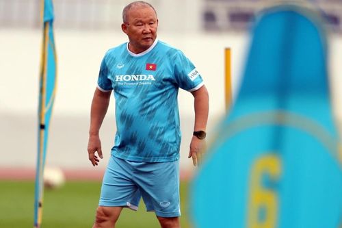 ĐTVN chốt danh sách dự AFF Cup 2020: Tấn Trường không bị loại, ông Park gạch tên 5 cầu thủ