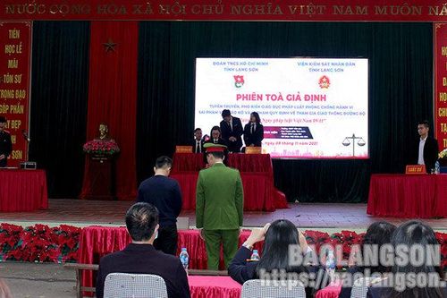 Phiên tòa giả định: Mô hình hay trong tuyên truyền pháp luật cho thanh, thiếu niênTin khácChung tay phòng chống HIV/AIDS trong bối cảnh dịch COVID-19THÔNG BÁO NỘI DUNG, CHƯƠNG TRÌNH KỲ HỌP THỨ BẢY (KỲ HỌP THƯỜNG LỆ CUỐI NĂM 2021) HĐND TỈNH KHÓA XVII NHIỆM