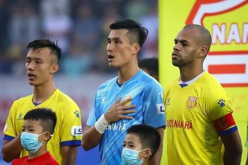 CLB Viettel và Nam Định có thể được chọn đá AFC Cup 2022