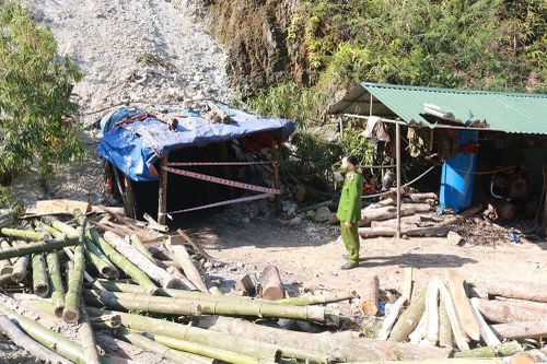 Nguyên nhân vụ sập hầm khai thác quặng làm 2 người tử vong ở Cao Bằng